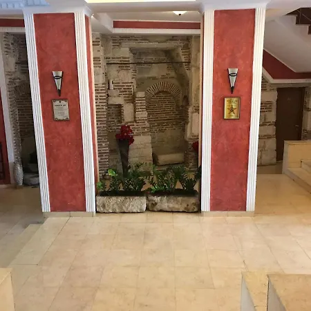 комфортен Diana в 4 звезди, град * Welingrad