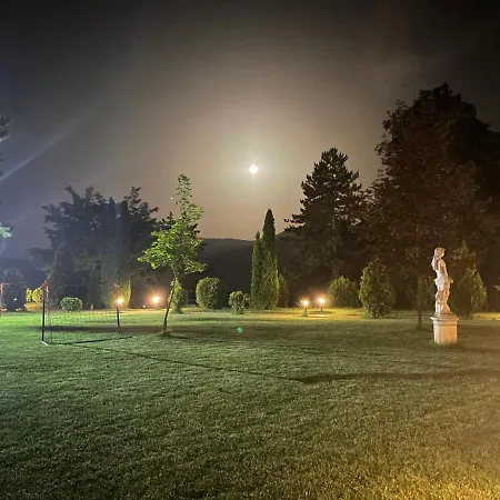 комфортен Diana в 4 звезди, град Apartment *