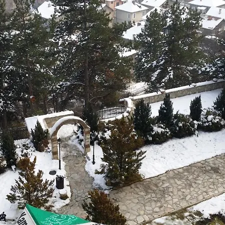 комфортен Diana в 4 звезди, град Apartmán *