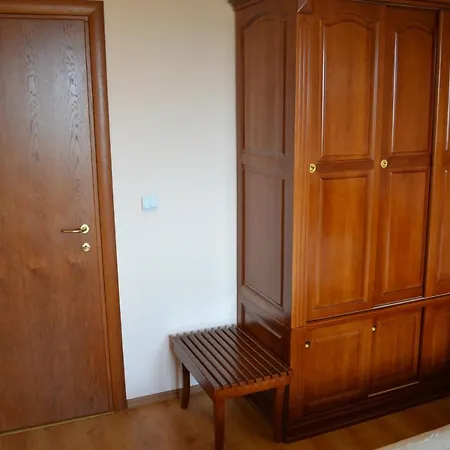 комфортен Diana в 4 звезди, град *