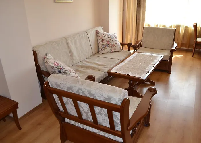 комфортен Diana в 4 звезди, град *